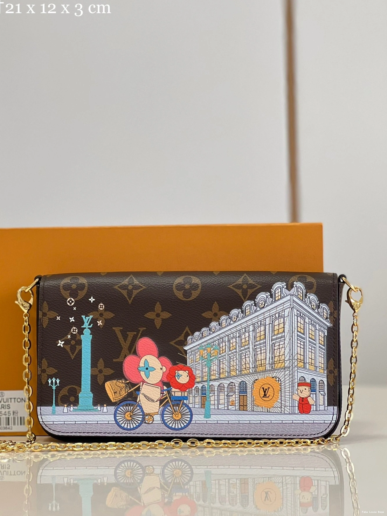 VUITTON POCHETTE LOUIS FÉLICIE 0715